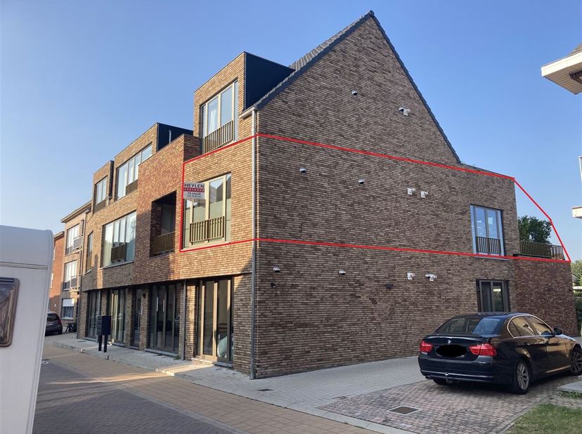 Appartement à louer
                    à 2440 Geel
