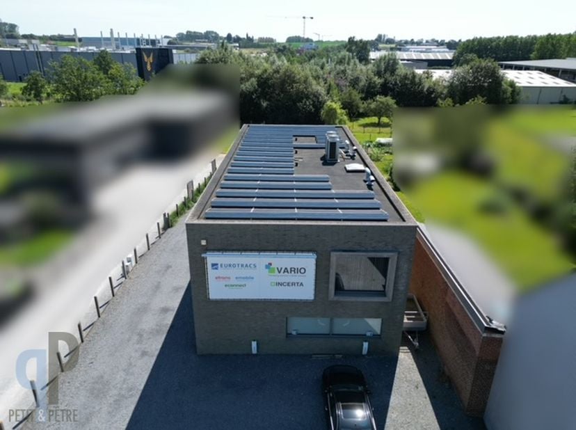 Bien professionnel à vendre
                    à 9620 Zottegem