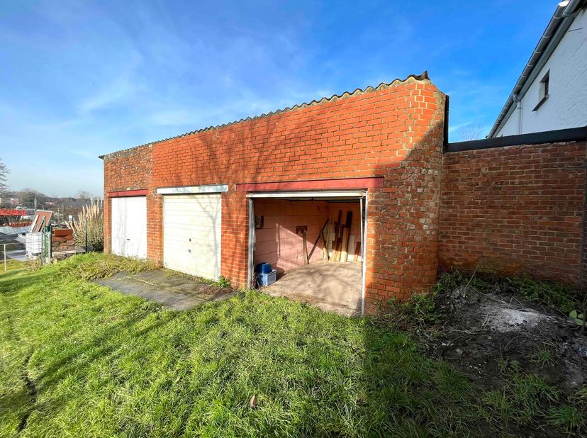 Garage te koop
                    in 6001 Marcinelle