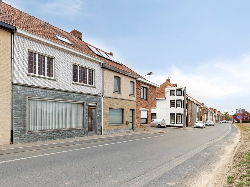 Maison à vendre
                    à 8930 Lauwe