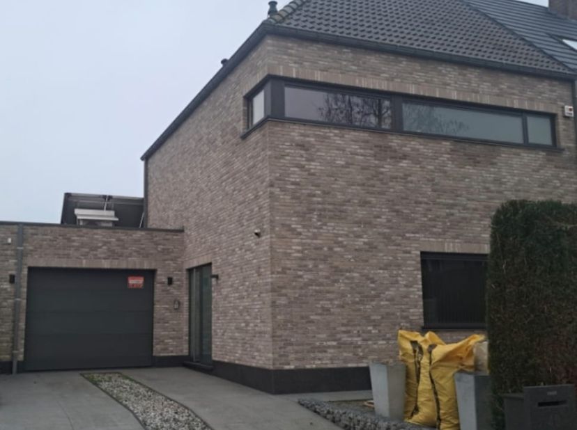 Maison à vendre
                    à 2540 Hove