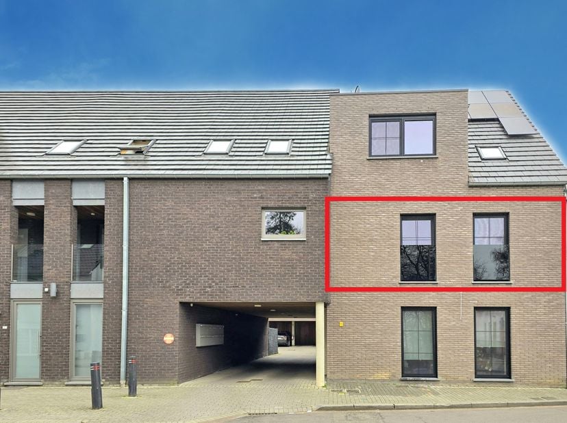 Dit mooie appartement is gelegen in residentie Twins in de Waterleidingstraat te Heusden. Net om de hoek vind je op de Koolmijnlaan tal van gezellige