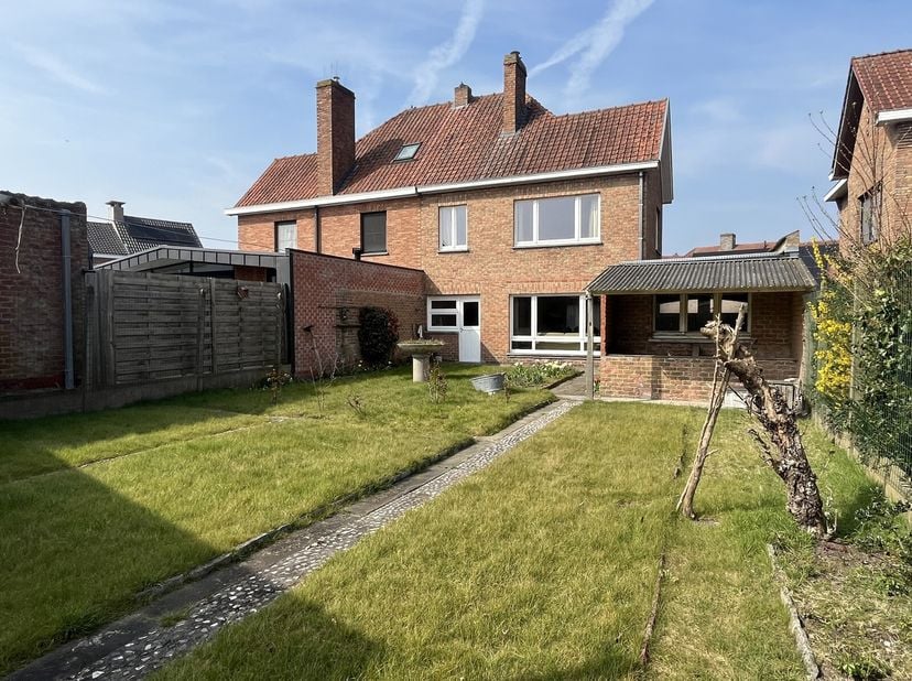 Maison à vendre
                    à 8200 Sint-Michiels