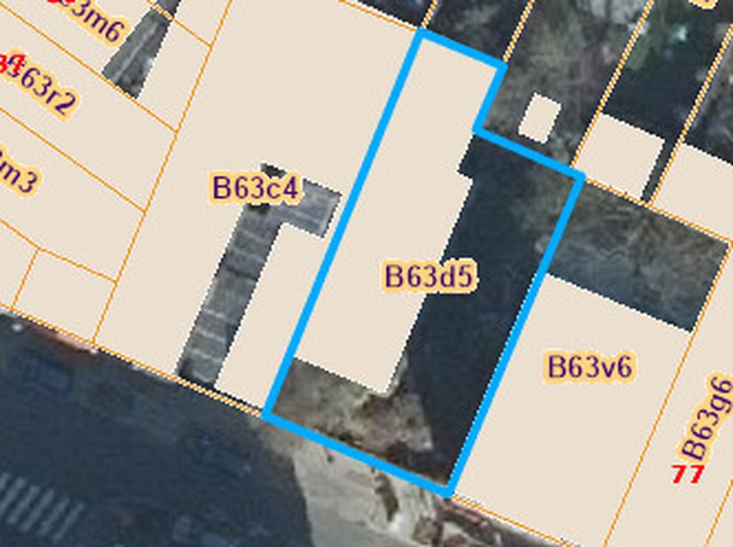 Projectgrond te koop in Koekelberg!&lt;br /&gt;
Project grond te koop, vergunning is al reeds verkregen voor het bouwen van:&lt;br /&gt;
Woning 1: +/- 225m² (keld