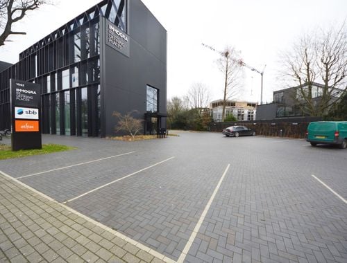                                         Bureaux à vendre à Sint-Denijs-Westrem, € 1.250.000
