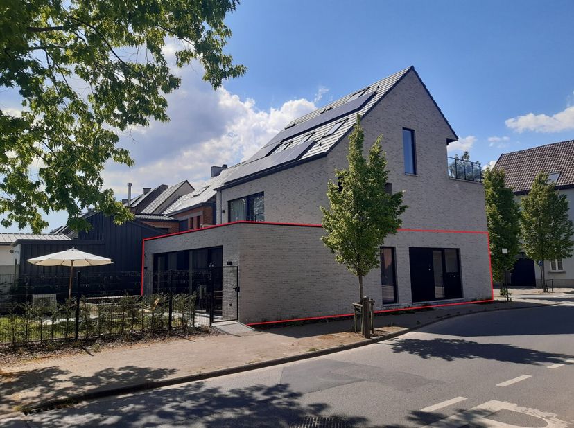 Appartement à louer
                    à 9320 Nieuwerkerken