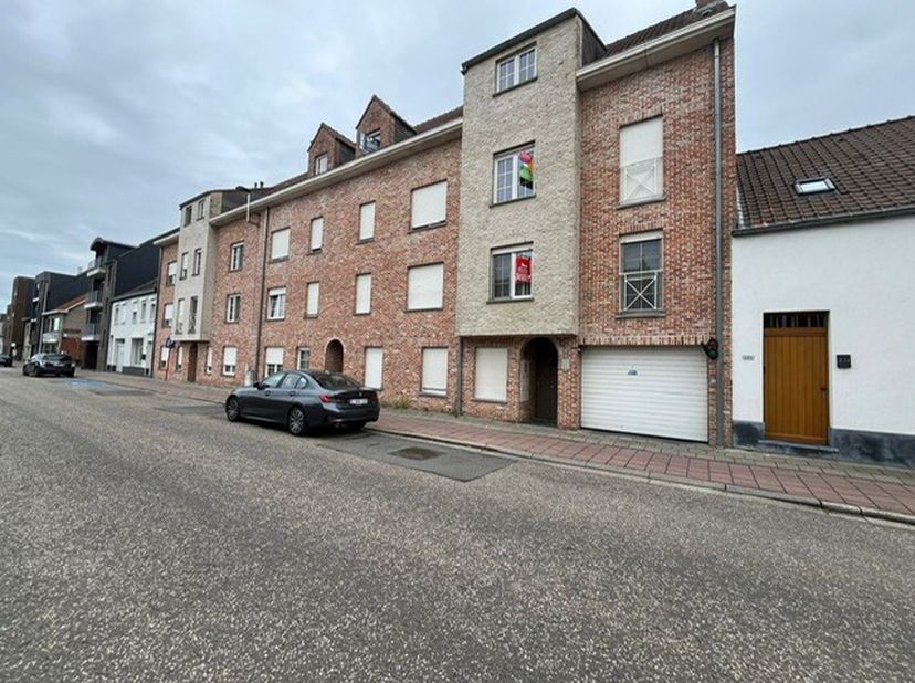 Appartement à louer
                    à 2440 Geel
