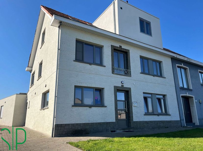 Kot-Colocation à louer
                    à 2440 Geel