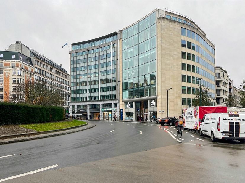 Bedrijfsvastgoed te huur
                    in 1040 Etterbeek