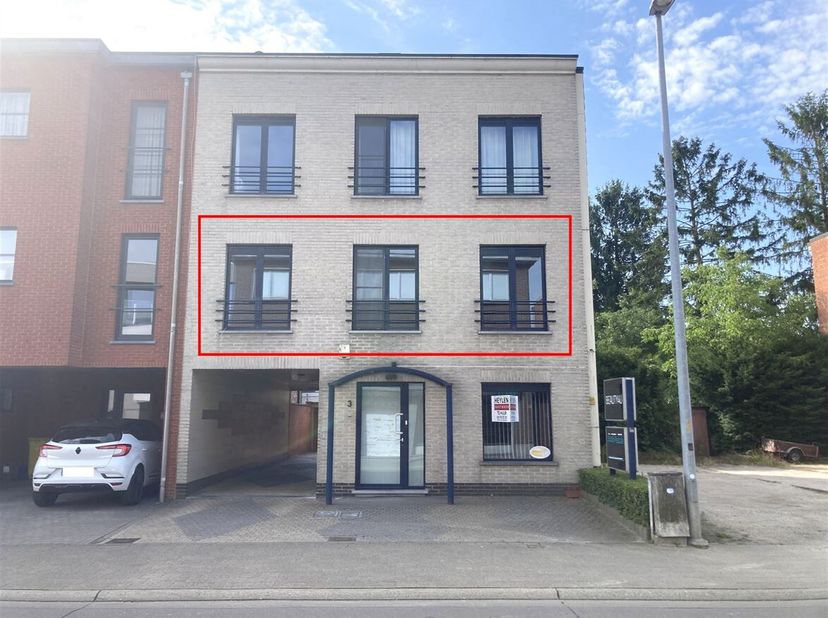 Ruim 2-slaapkamerappartement in centrum van Schriek&lt;br /&gt;
Ligging: In het centrum van Schriek met alle voorzieningen op wandelafstand&lt;br /&gt;
Indeling: