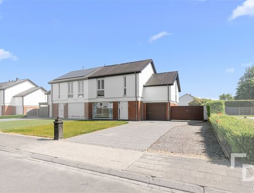                                         Woning te koop in Ieper, € 279.000
