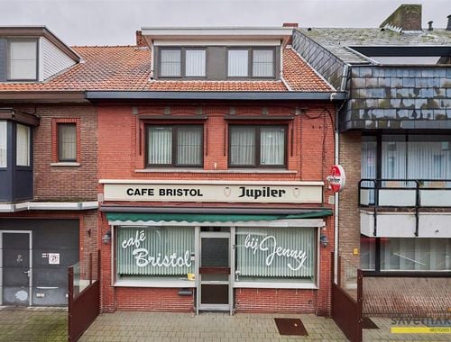                                         Bien commercial à vendre à Leopoldsburg, € 265.000
