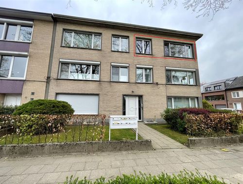                                         Appartement à louer à Mortsel, € 890
