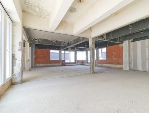                                         Kantoor met woning te koop in Wavre, € 287.500
