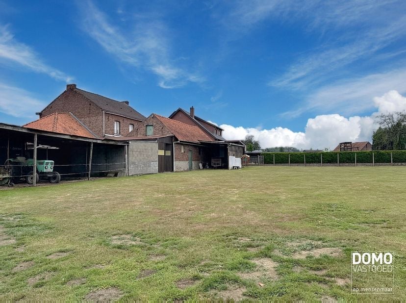 Heeft u interesse? Ontdek dan meer op onze website http://www.domovastgoed.be of contacteer ons op het nummer 011/96.49.96&lt;br /&gt;
Dit project biedt zow