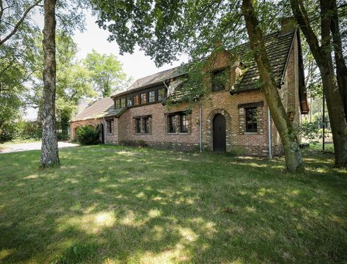                                         Woning te koop in Beringen, € 980.000
