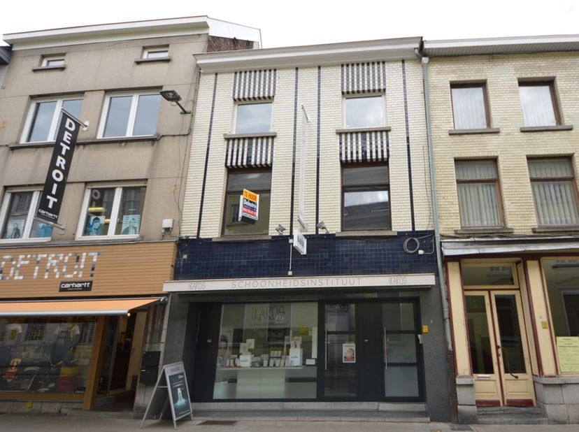 Appartement à louer
                    à 9300 Aalst