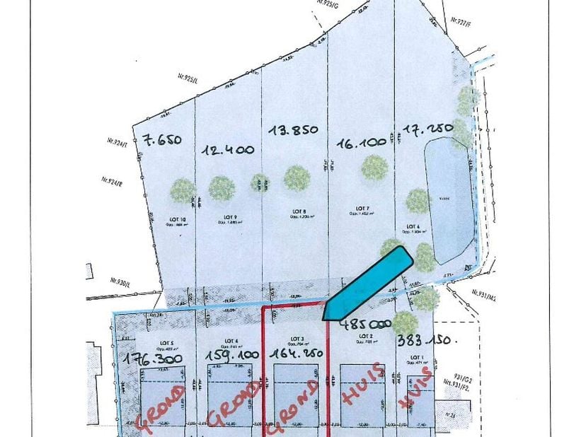 Terrain à vendre
                    à 3680 Maaseik