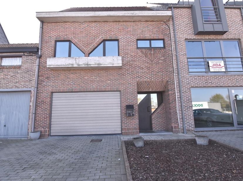Maison à louer
                    à 2800 Mechelen