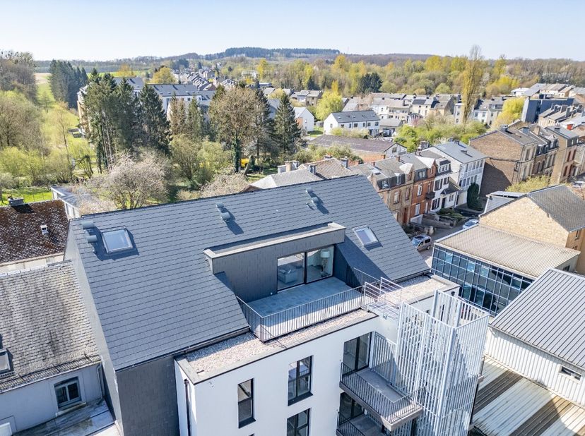 Open House  26/04/2025 van 10:30 tot 12:30 ERA B-Lux nodigt u uit om dit prachtige penthouse te ontdekken, gelegen op de bovenste verdieping van een k