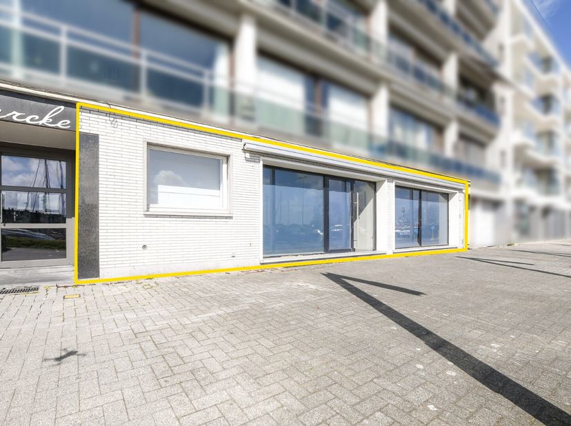 Op zoek naar een ruim appartement met karakter en potentieel op een centrale ligging? Ontdek deze verrassende eigendom van 115 m² bewoonbare oppervlak