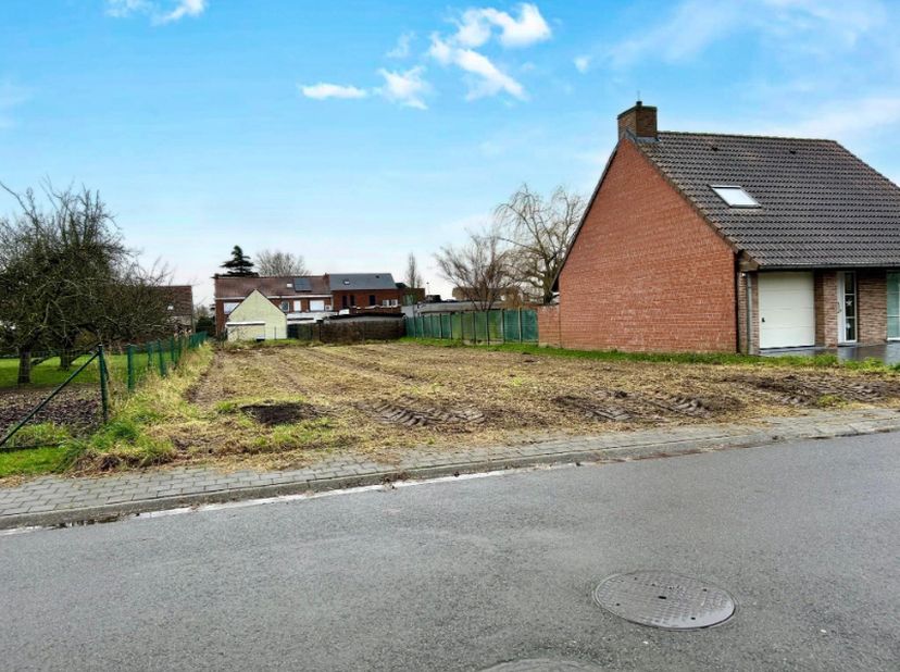 Terrain à vendre
                    à 8530 Harelbeke