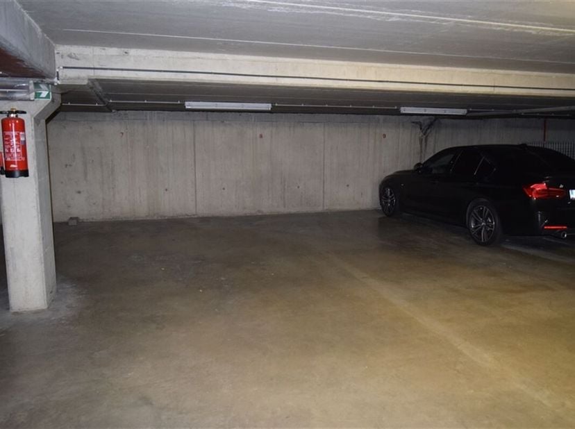 Garage à louer
                    à 3320 Hoegaarden