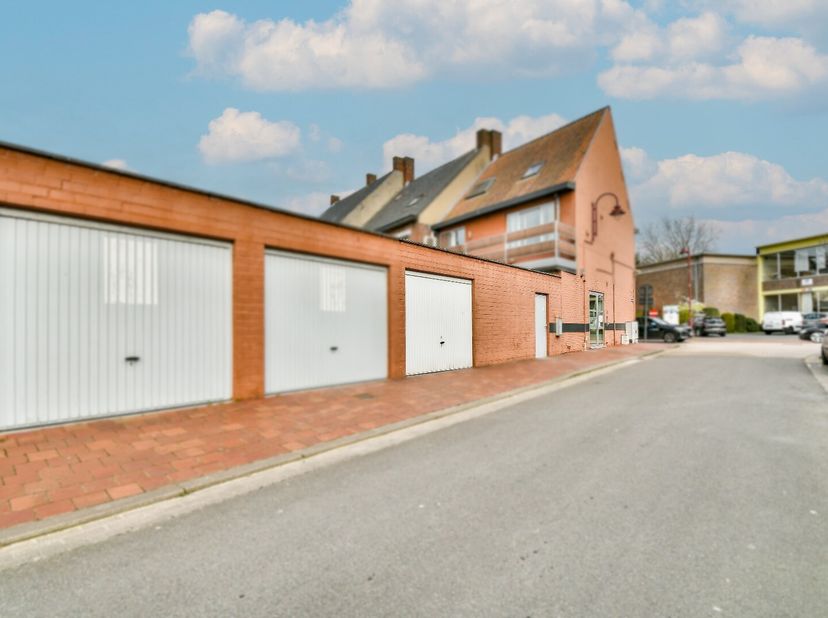 Bien professionnel à vendre
                    à 8810 Lichtervelde