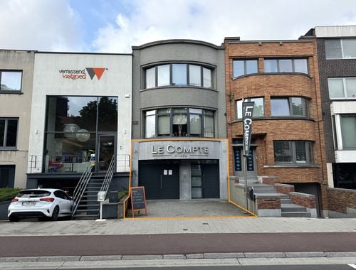                                         Rez-de-chaussée commercial à louer à Aalst, € 1.500
