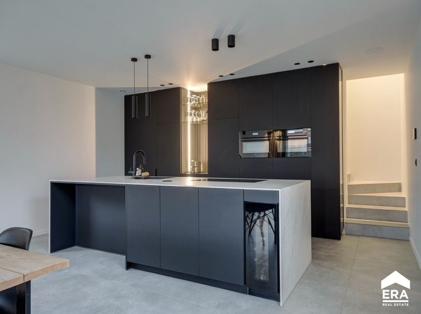 Verrassend ruime en instapklare nieuwbouwwoning met 3 slaapkamers in het landelijke Vliermaal (Kortessem).Voor meer informatie ga naar https://www.era