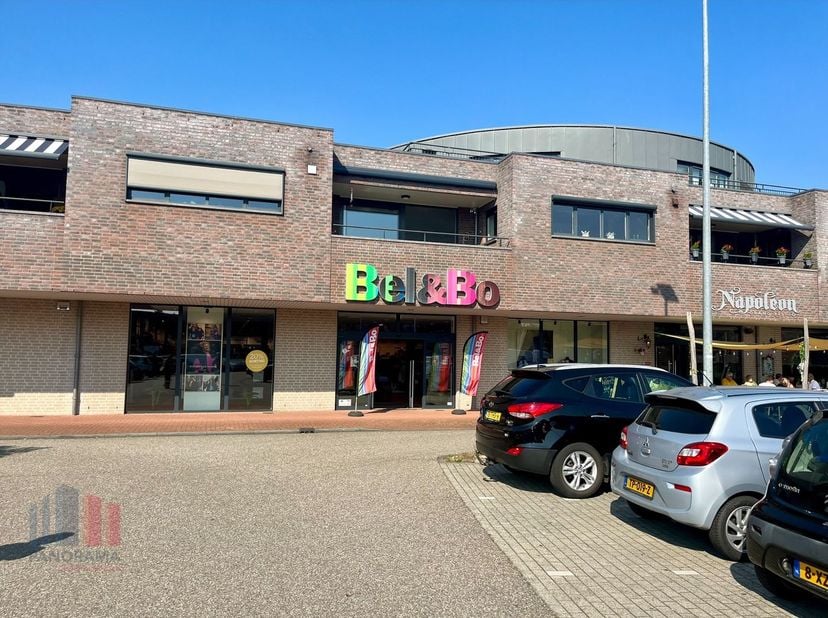 Bien professionnel à vendre
                    à 3930 Hamont