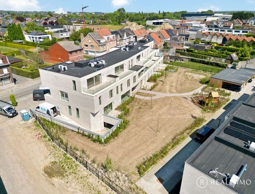                                         Appartement te koop in Vichte, € 350.750
