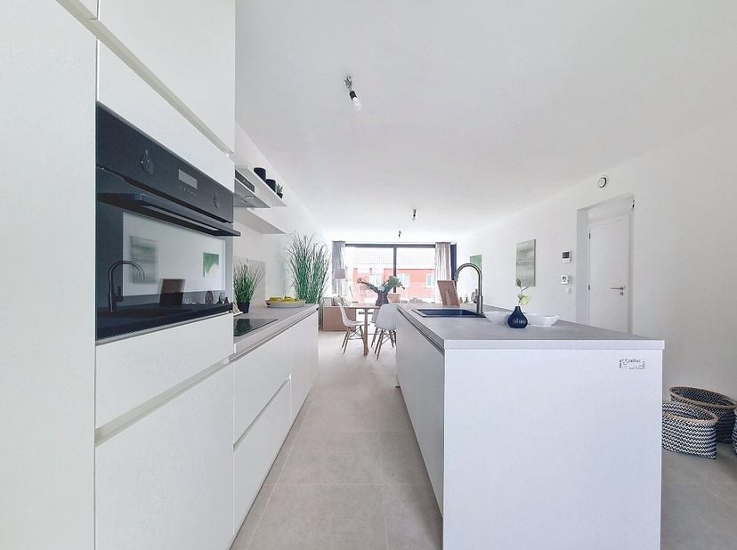 Découvrez le prestigieux projet Orion au cur d&#039;Ichtegem, où luxe et confort se rejoignent. Ce complexe résidentiel unique offre 15 appartements magnif