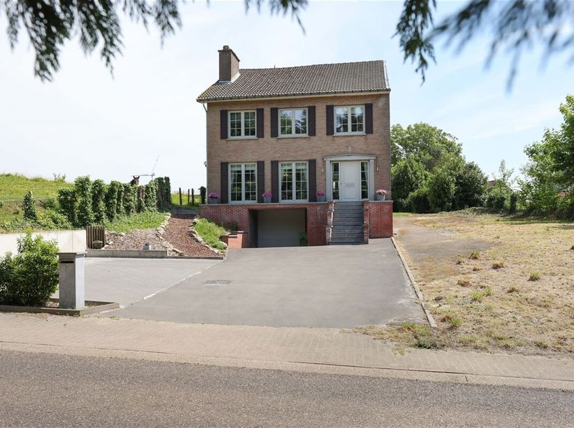 Maison à vendre
                    à 3700 &#039;s Herenelderen