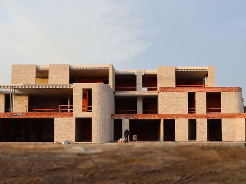 Dit appartement met één ruime slaapkamer geniet een oppervlakte van 108m² en bevat een terras van 25m². &lt;br /&gt;
Het terras van het appartement biedt ui
