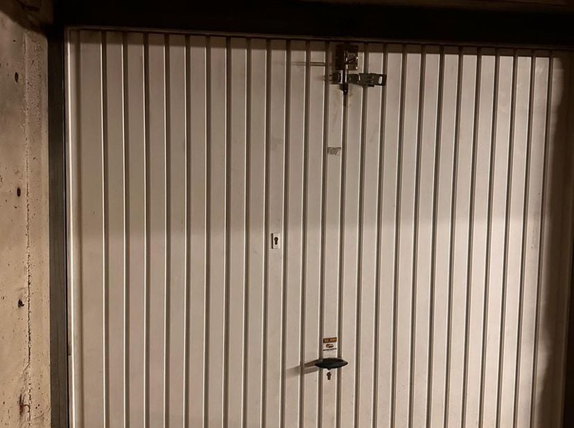 Garage à vendre
                    à 2100 Deurne