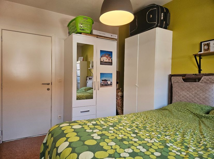 Appartement à louer
                    à 2400 Mol