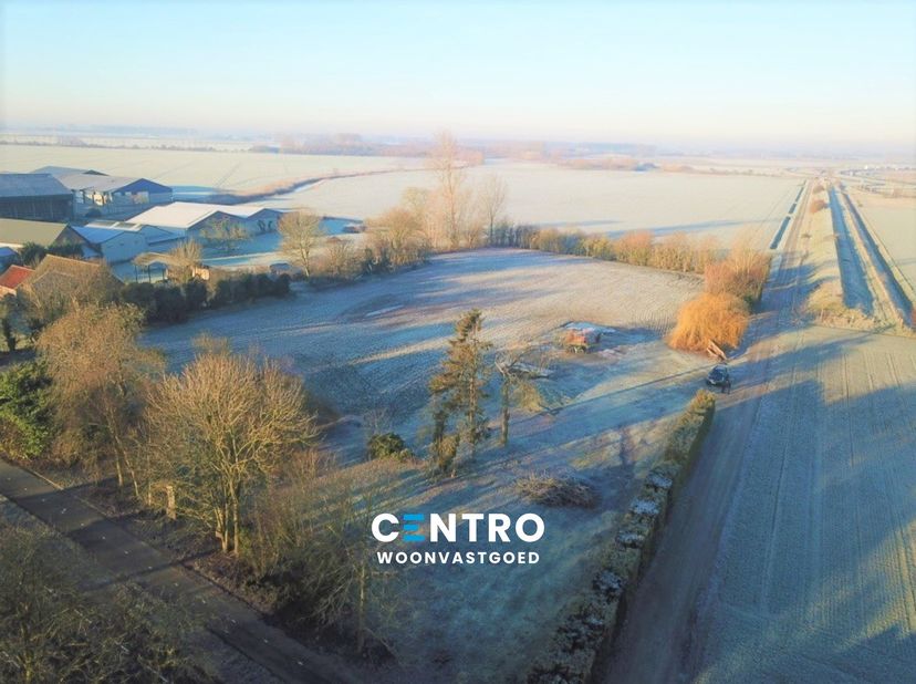 Op één van de mooiste plekjes van IJzendijke (Sluis), op slechts 10 min van Kaprijke, vindt u dit prachtig perceel grond van 11.500m2! Volledig omring