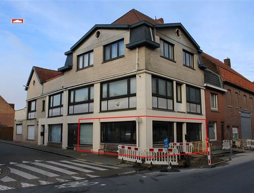                                         Gelijkvloers app. te huur in Wevelgem, € 600
