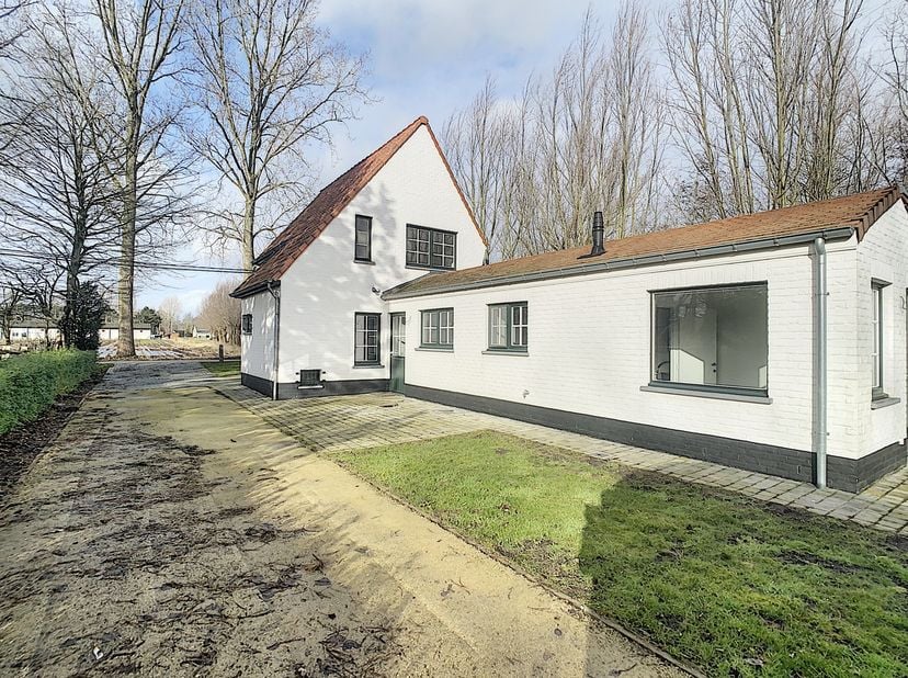 Maison à louer
                    à 9992 Middelburg