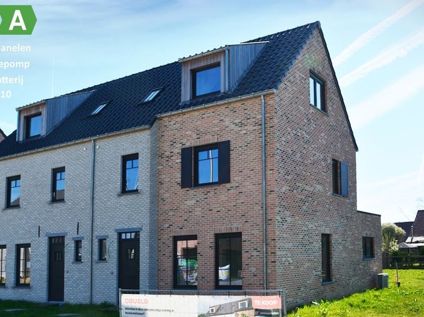 Maison à vendre
                    à 2431 Veerle