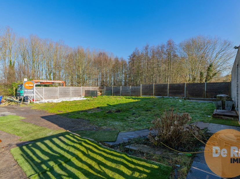 GAVERE - Bouwgrond, geschikt voor open bebouwing, op een uitstekende doch rustige locatie op een perceel van 303m².&lt;br /&gt;
Dit perceel bouwgrond heeft