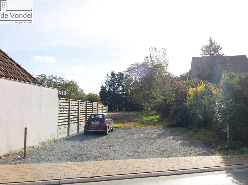 Terrain à vendre
                    à 9310 Herdersem