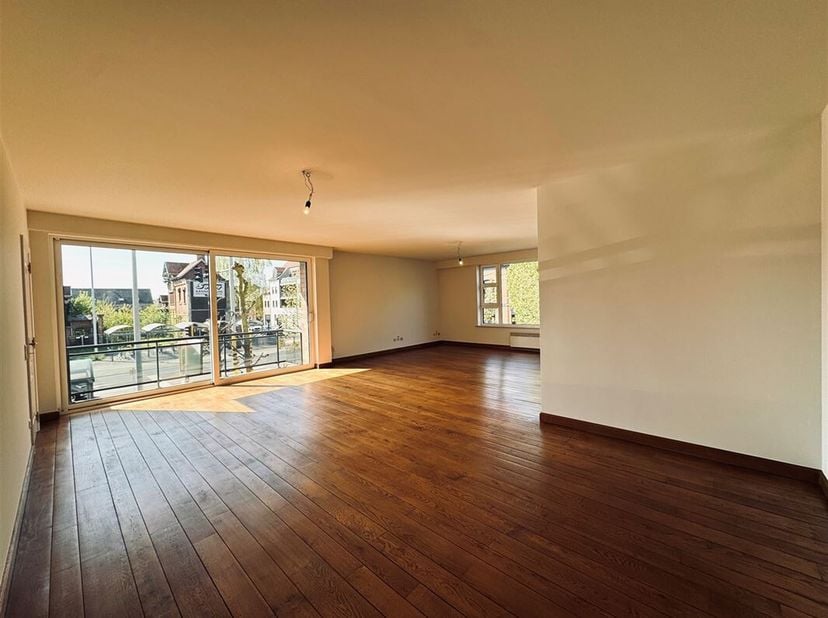 Appartement à louer
                    à 9120 Melsele