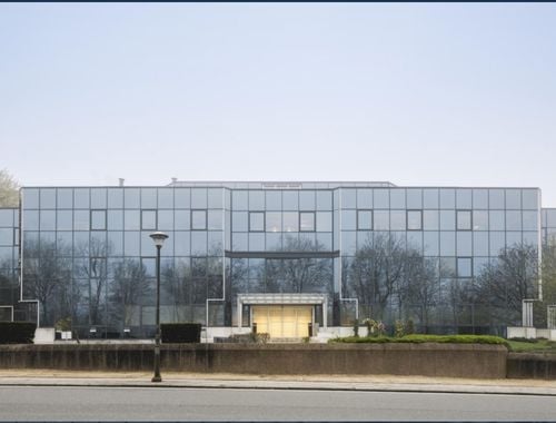                                         Kantoorgebouw te huur in Strombeek-Bever, € 4.767
