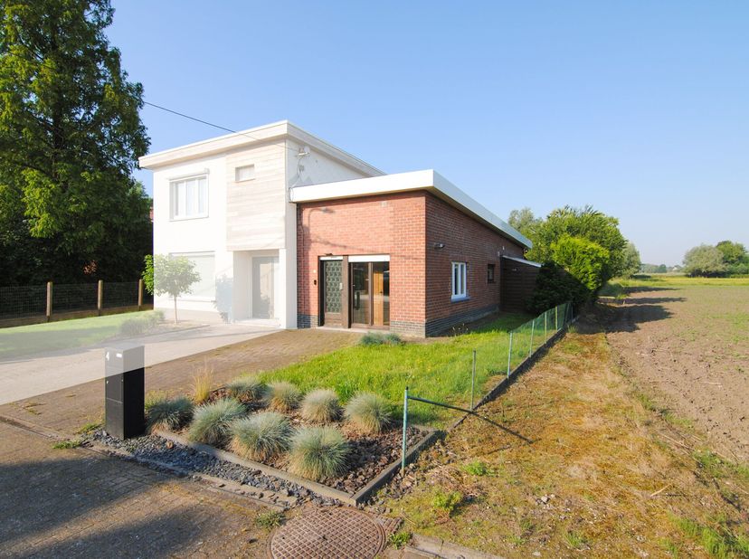 Maison à louer
                    à 8020 Oostkamp