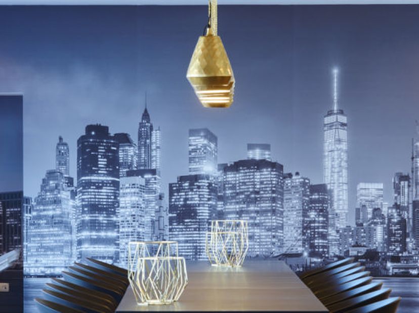 Agréable appartement de 66 m² + terrasse 8 m² situé au 4e étage d’un immeuble récent, bâti en 2016, La Résidence The Horizon. Il se compose comme suit