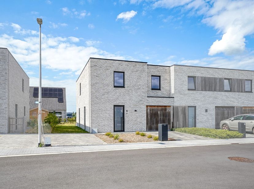 Maison à vendre
                    à 8460 Roksem