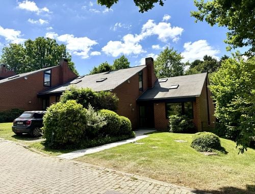                                        Woning te huur in Ukkel, € 2.950
