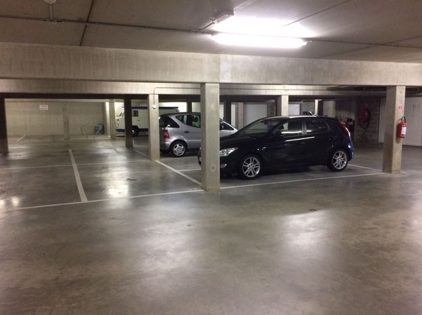 Garage à louer
                    à 2140 Borgerhout